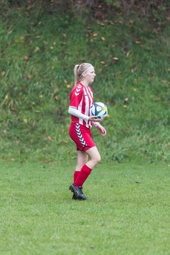 Bild 111 - wBJ TuS Tensfeld - SV Fortuna St. Juergen